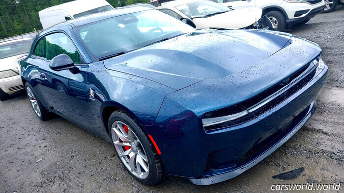 ¿Vale La Pena Salvar Este Charger Daytona Scat Pack Del Depósito De Chatarra? | Carscoops